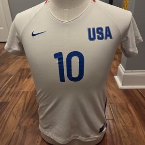 Nike USA Soccer Jersey Carli Lloyd #10 – Women’s Small – Dri-Fit